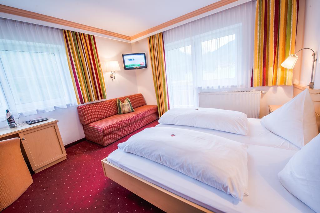 Hotel Grundlhof Bramberg am Wildkogel Eksteriør billede